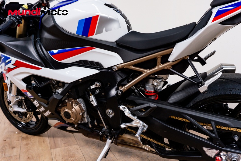 Motorbike image 8