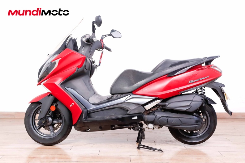 Motorbike image 5