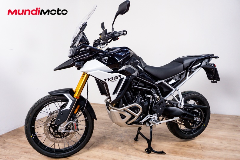 Motorbike image 6