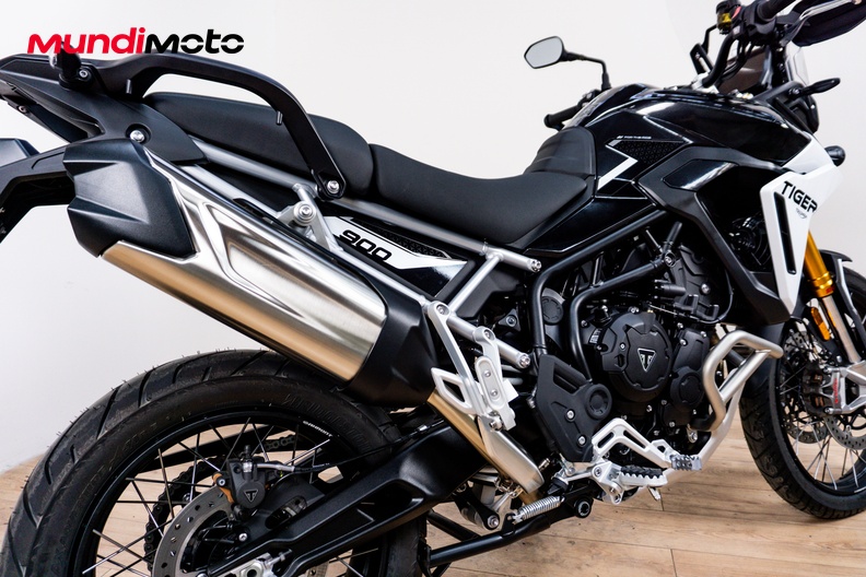 Motorbike image 3