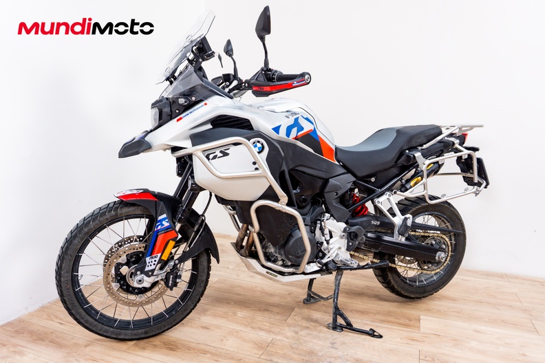 Motorbike image 6