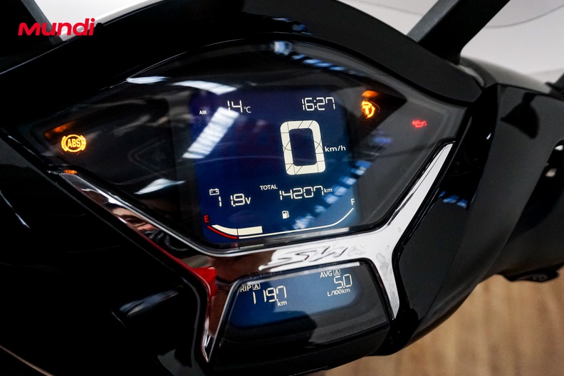 Motorbike image 11