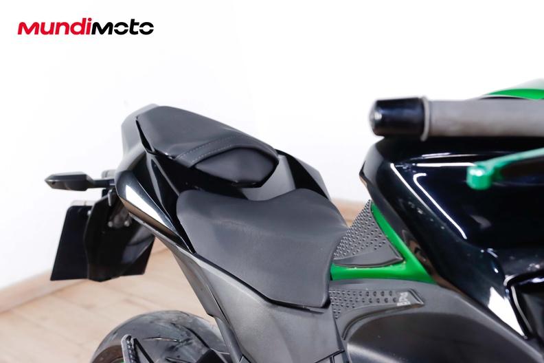 Motorbike image 13