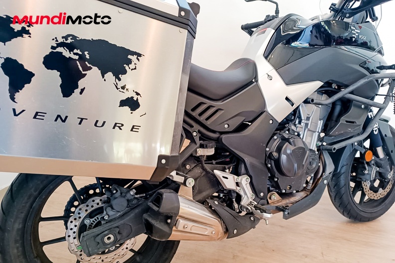 Motorbike image 3