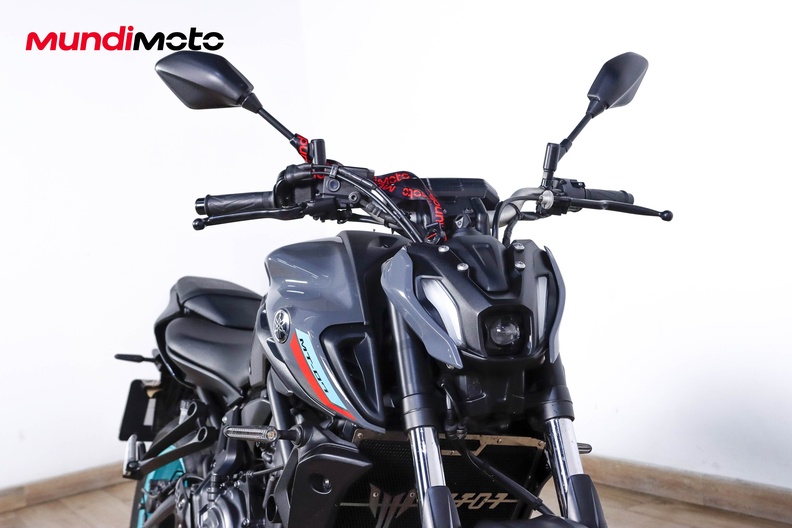 Motorbike image 4