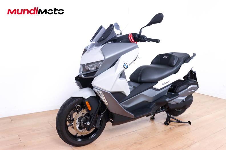 Motorbike image 7