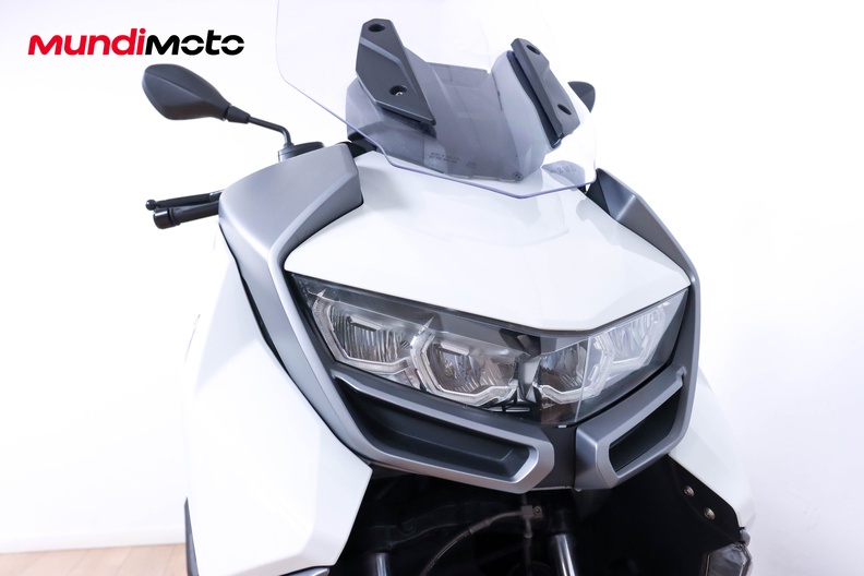 Motorbike image 4