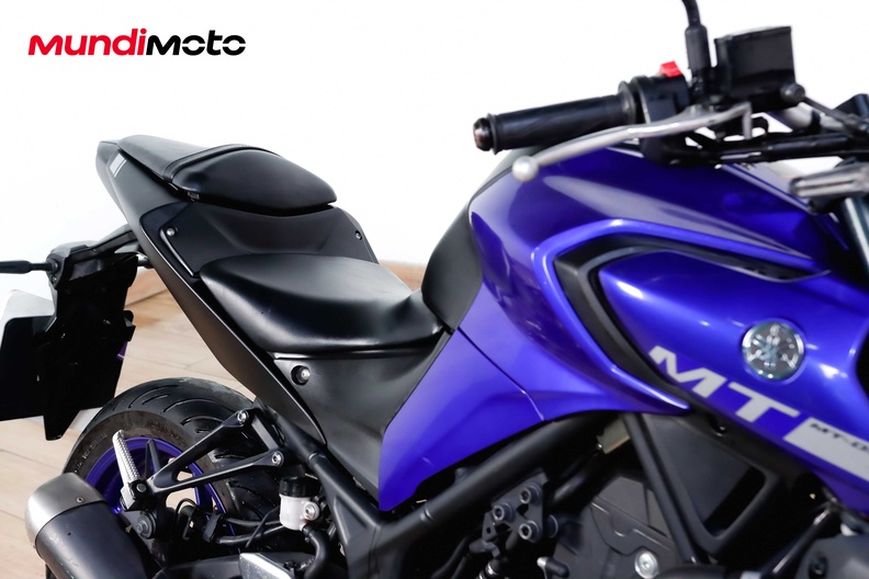 Motorbike image 13