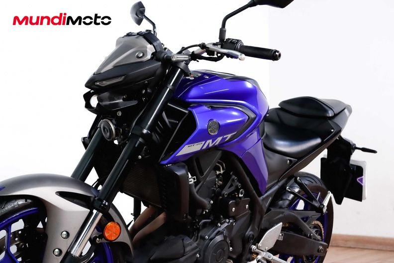 Motorbike image 8