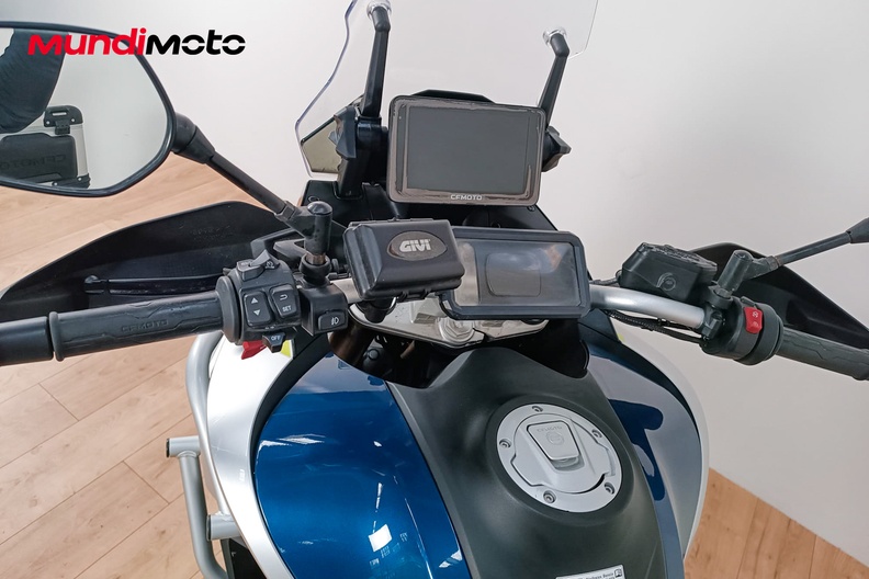 Motorbike image 10