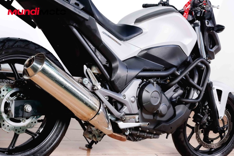 Motorbike image 3