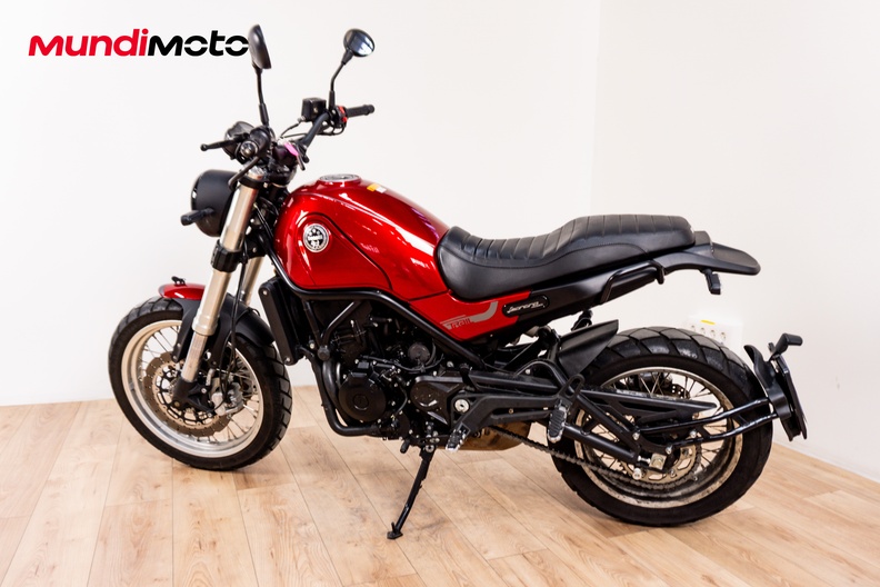 Motorbike image 7