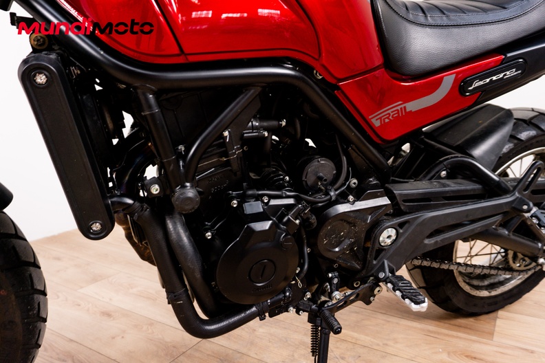 Motorbike image 9