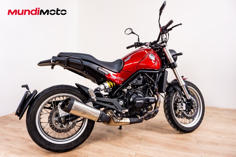Motorbike image 3