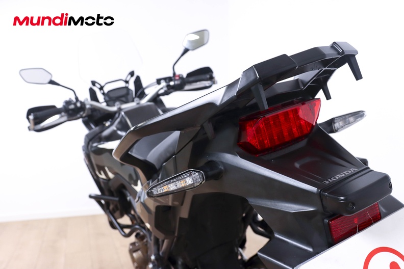 Motorbike image 9