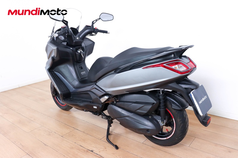 Motorbike image 6