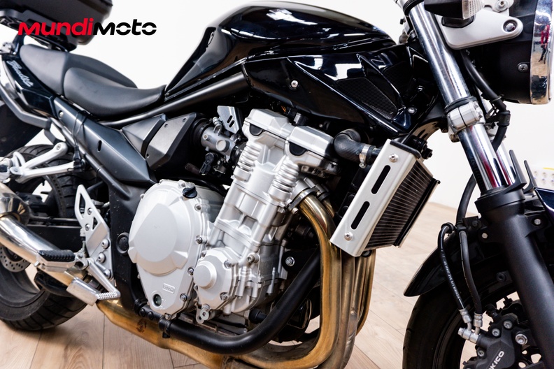 Motorbike image 4