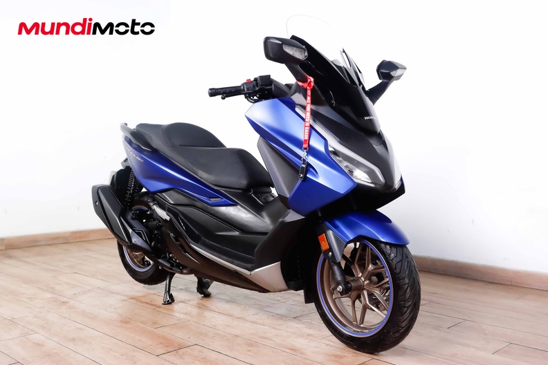 Motorbike image 1