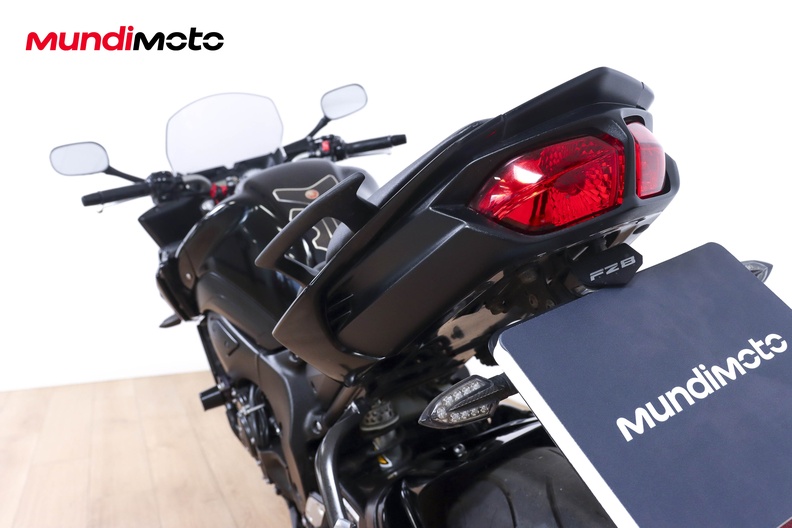 Motorbike image 9