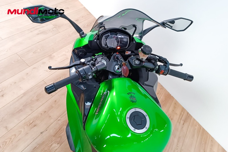 Motorbike image 10