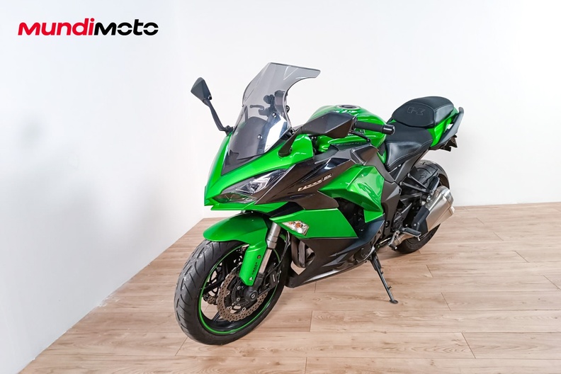 Motorbike image 6