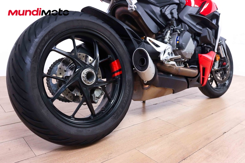 Motorbike image 3