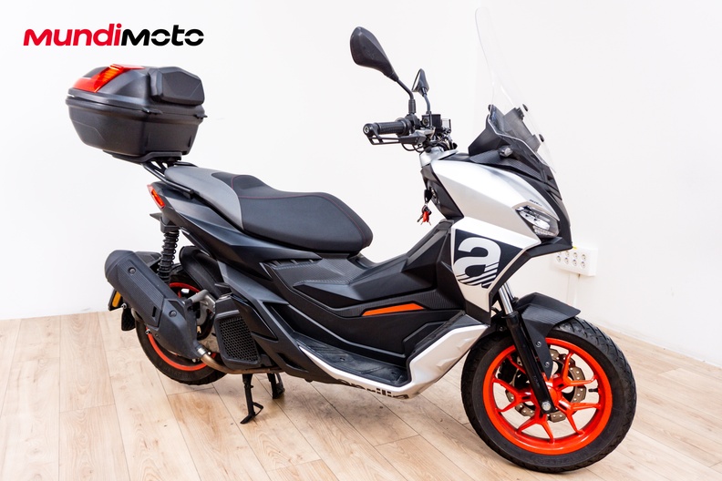 Motorbike image 1