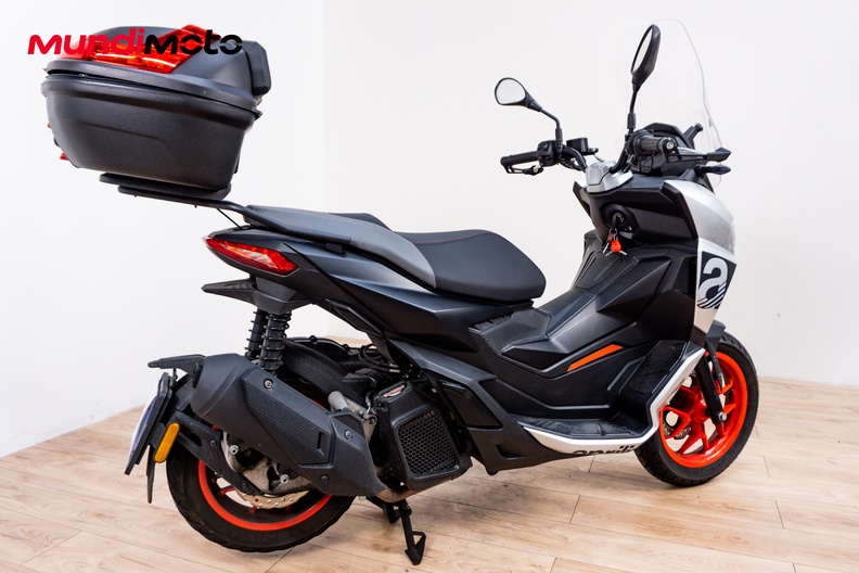 Motorbike image 2