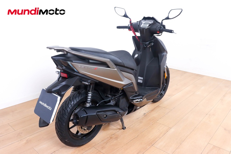 Motorbike image 2