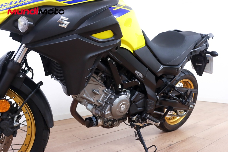 Motorbike image 8