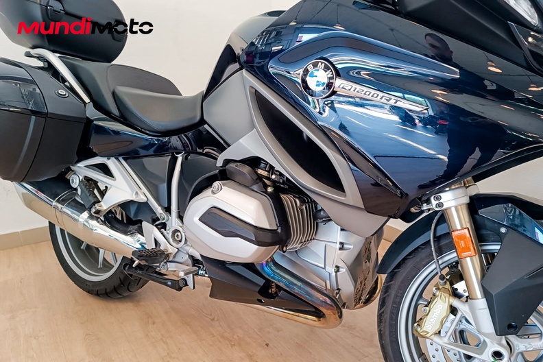Motorbike image 4