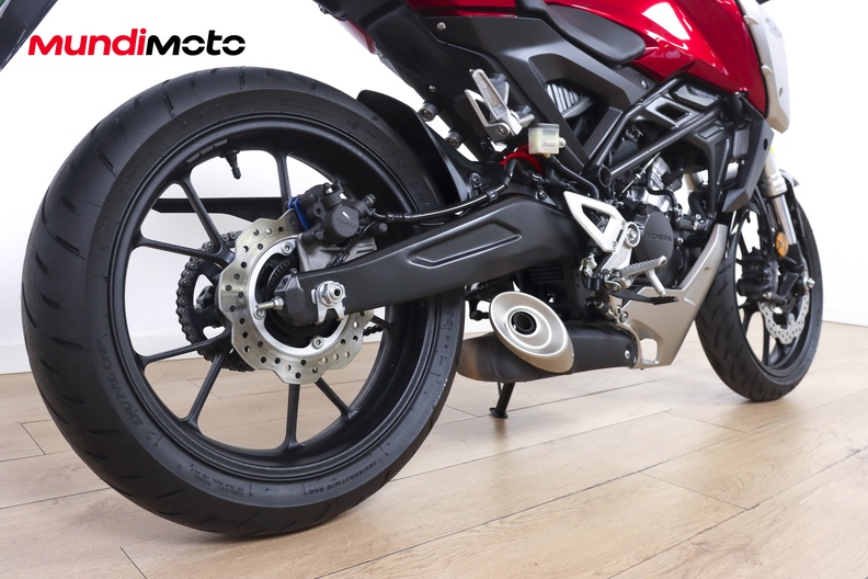 Motorbike image 3