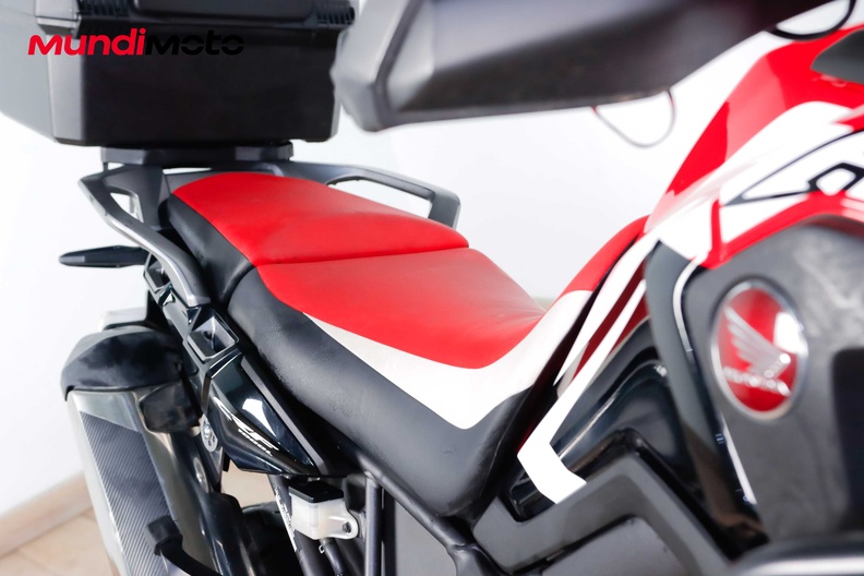 Motorbike image 13