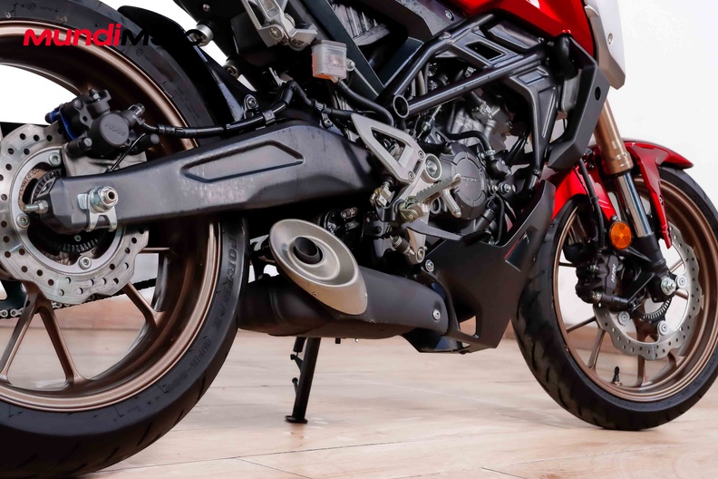 Motorbike image 3