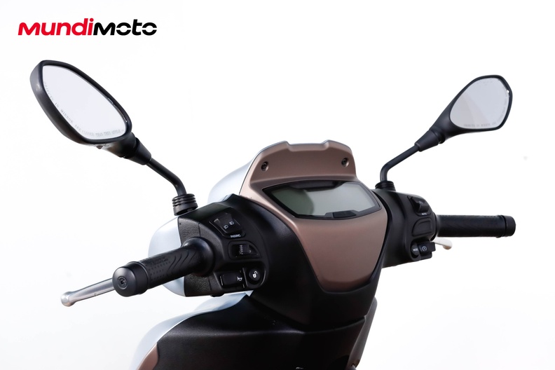 Motorbike image 10