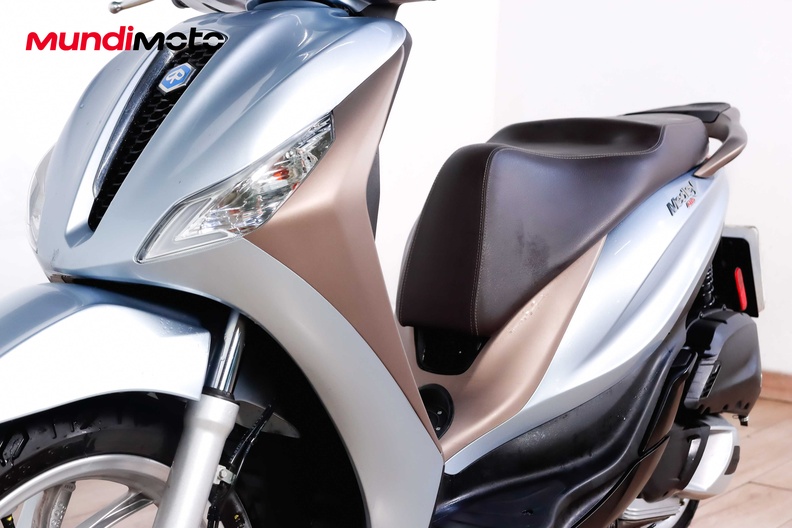 Motorbike image 8