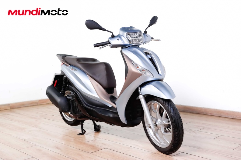 Motorbike image 1