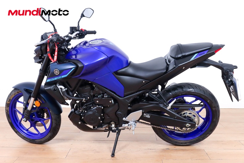 Motorbike image 5