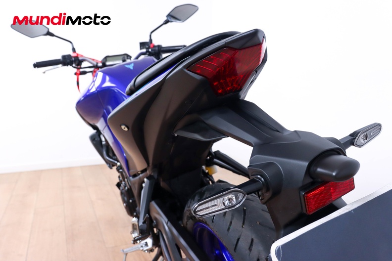Motorbike image 9