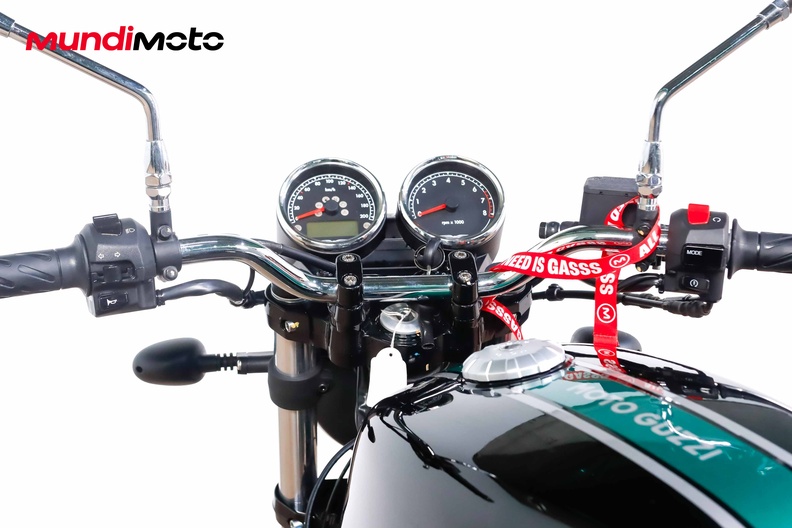 Motorbike image 10