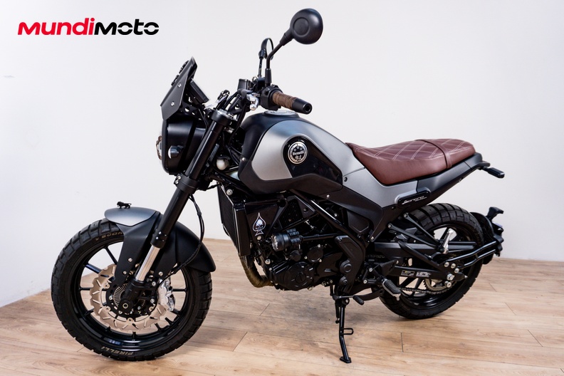 Motorbike image 6