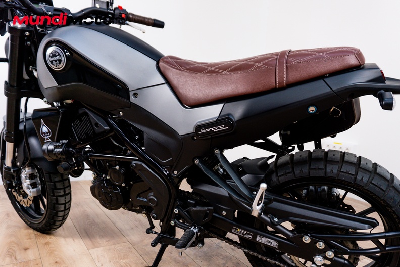 Motorbike image 8
