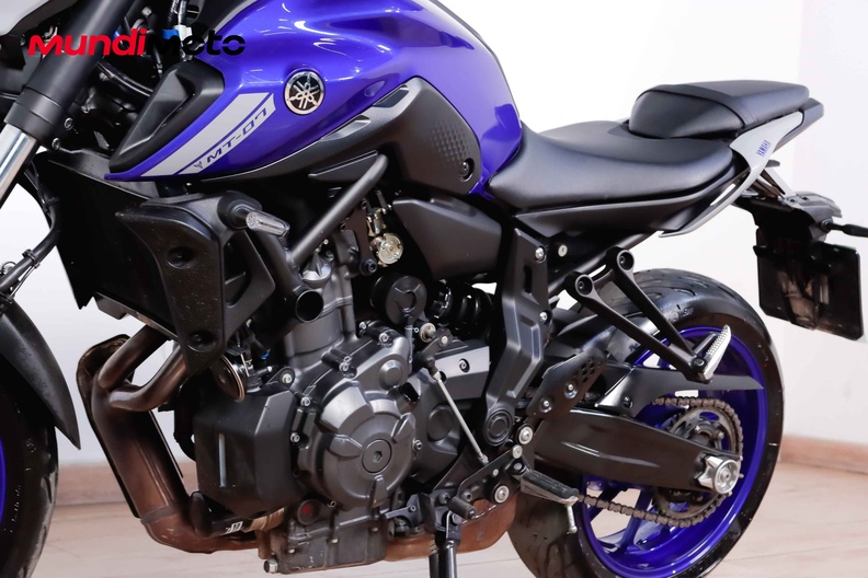 Motorbike image 8
