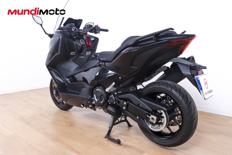 Motorbike image 6