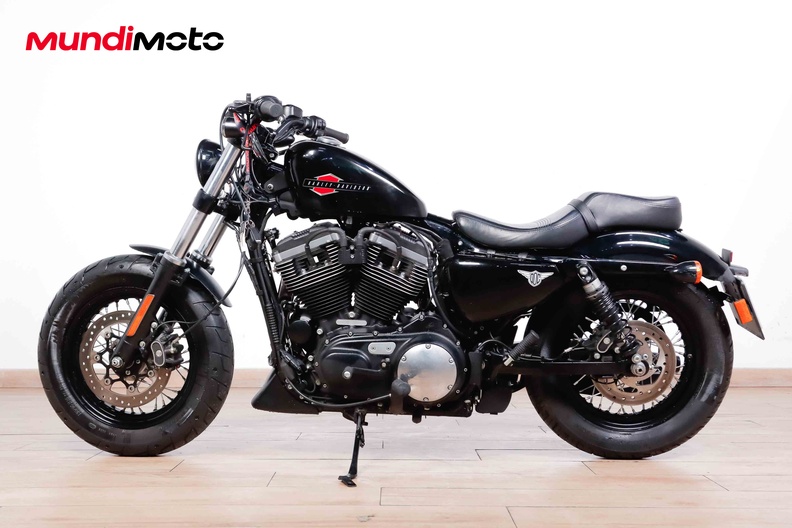Motorbike image 5