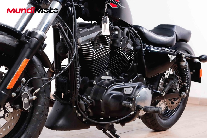 Motorbike image 8