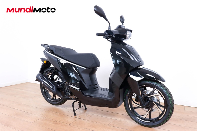 Motorbike image 1