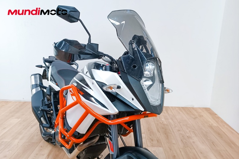 Motorbike image 4