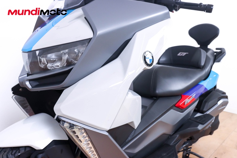 Motorbike image 8