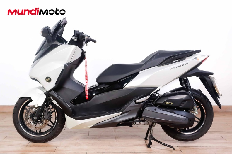 Motorbike image 5